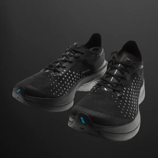 LONG-DISTANCE TRAINERS